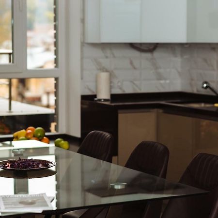 Luxury Terrace View Apartment! Lviv Luaran gambar
