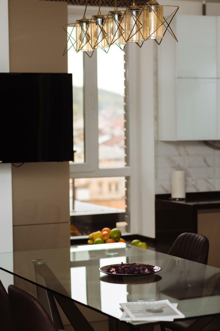 Luxury Terrace View Apartment! Lviv Luaran gambar