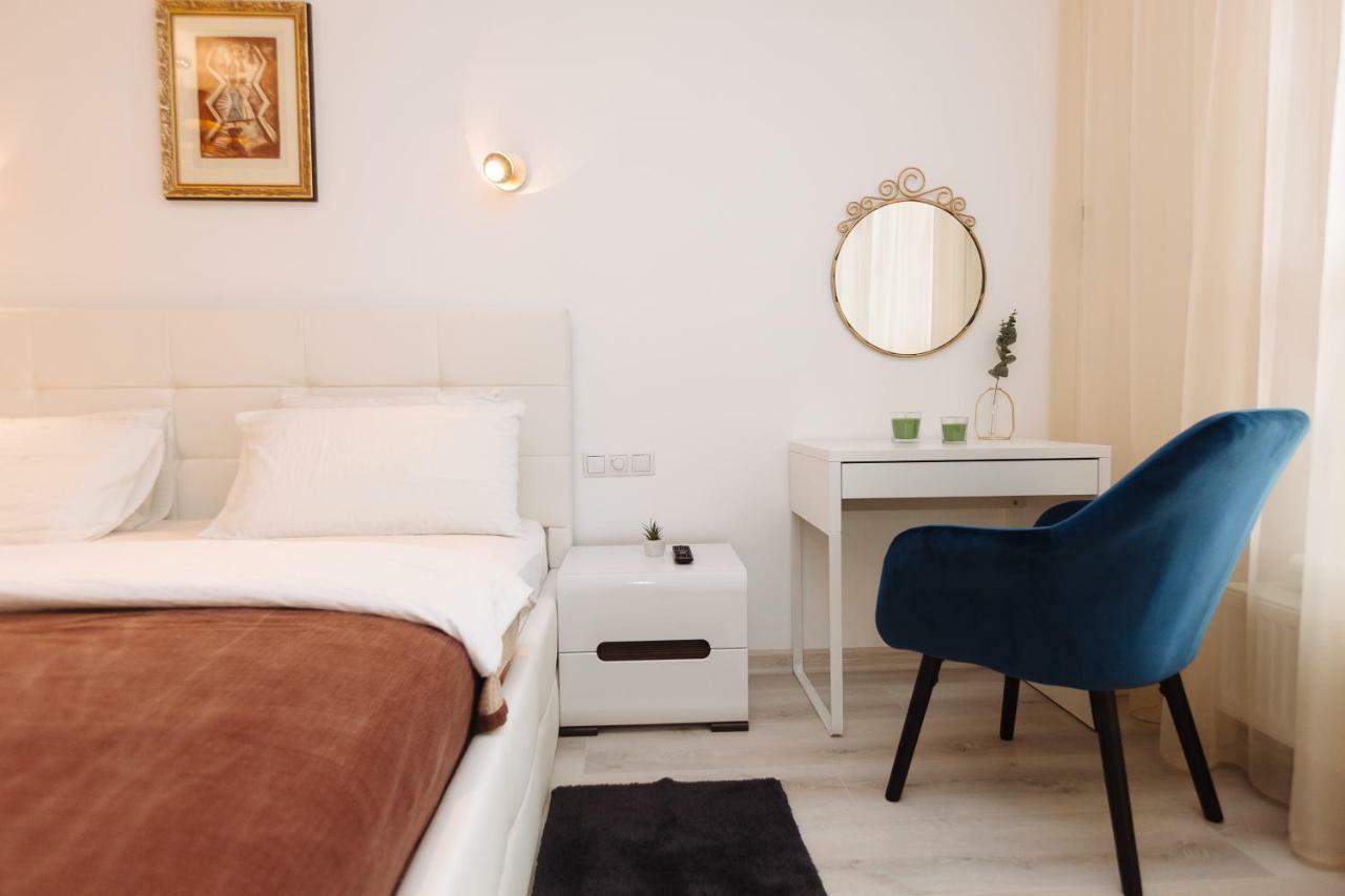 Luxury Terrace View Apartment! Lviv Luaran gambar