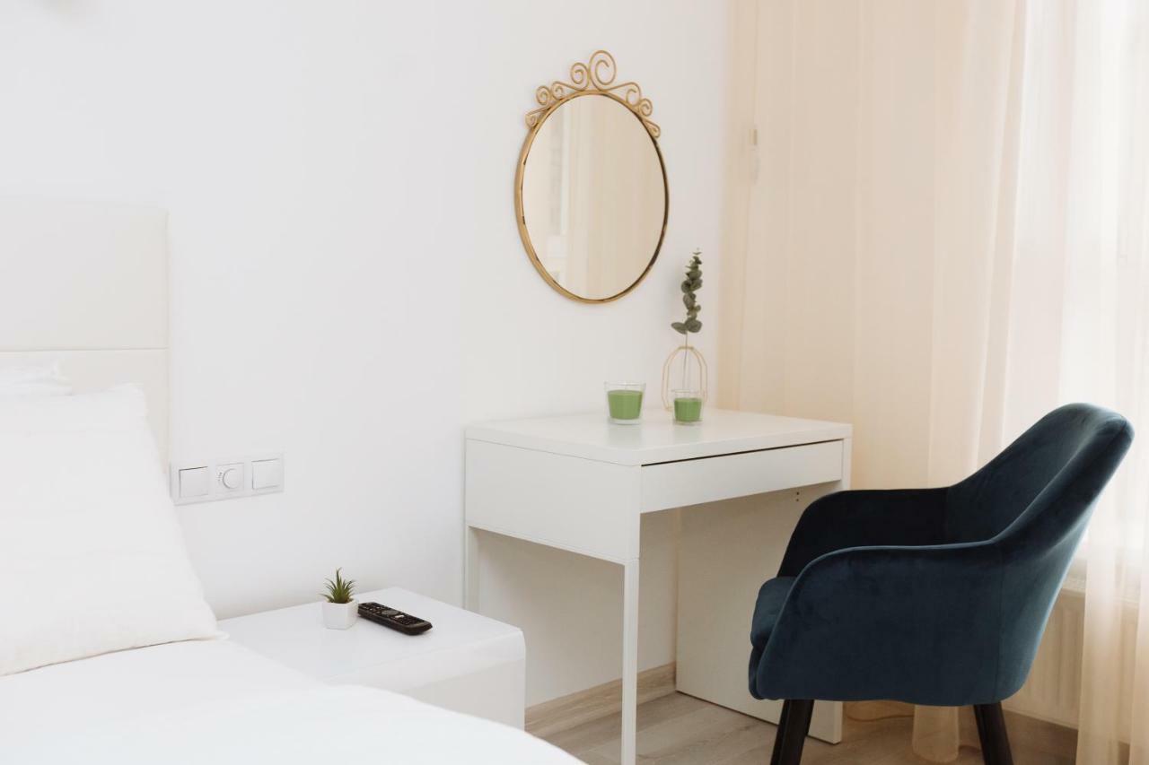 Luxury Terrace View Apartment! Lviv Luaran gambar